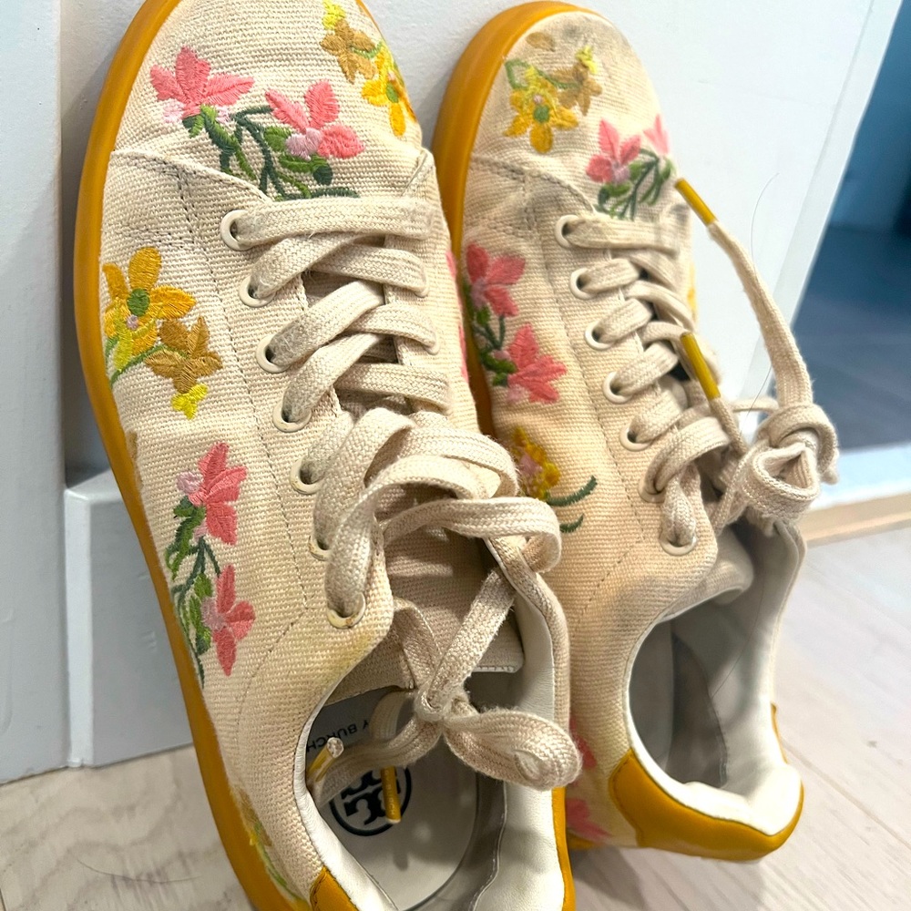 Tory Burch Shoes - perfect for summer